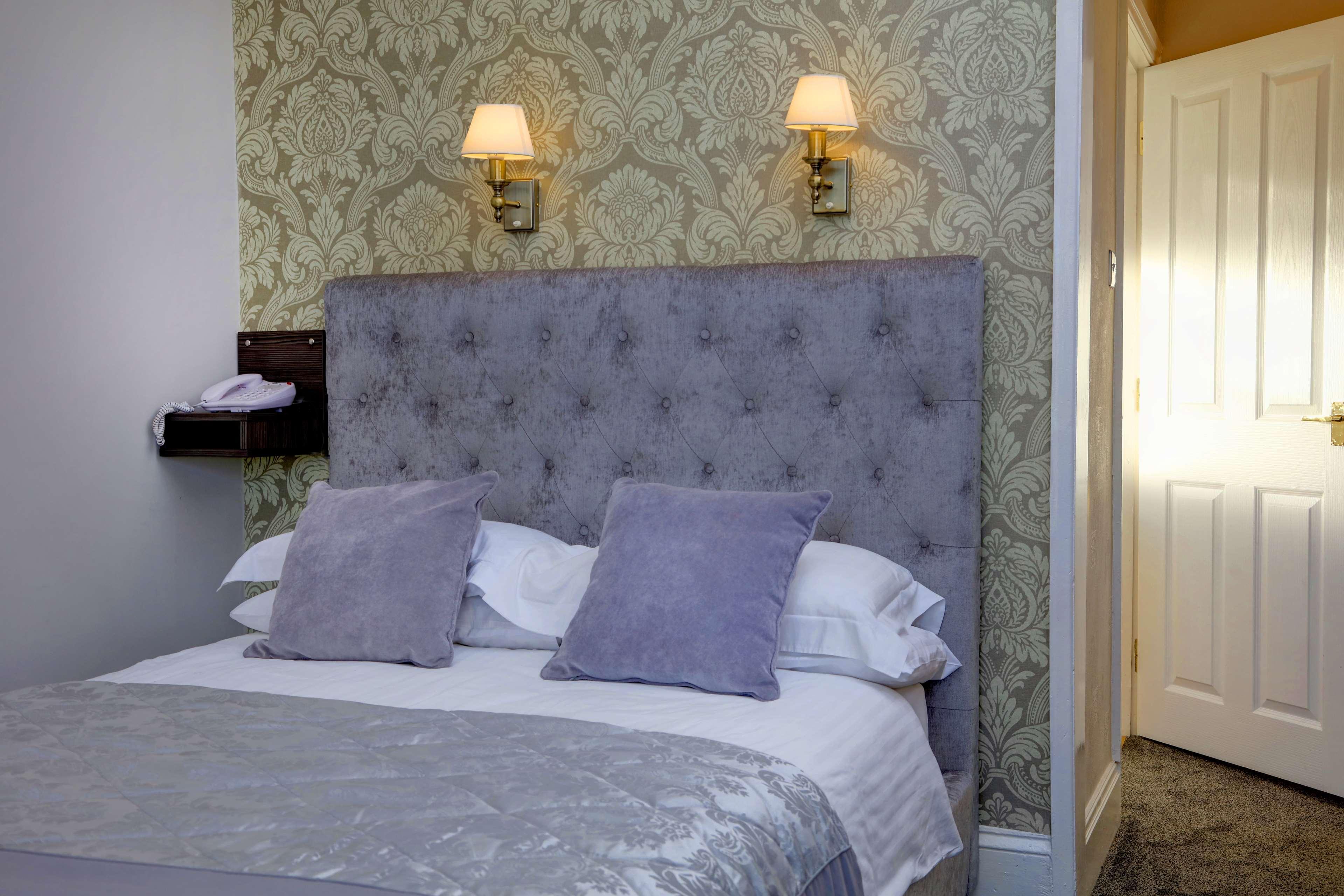 Sure Hotel By Best Western Локърби Екстериор снимка